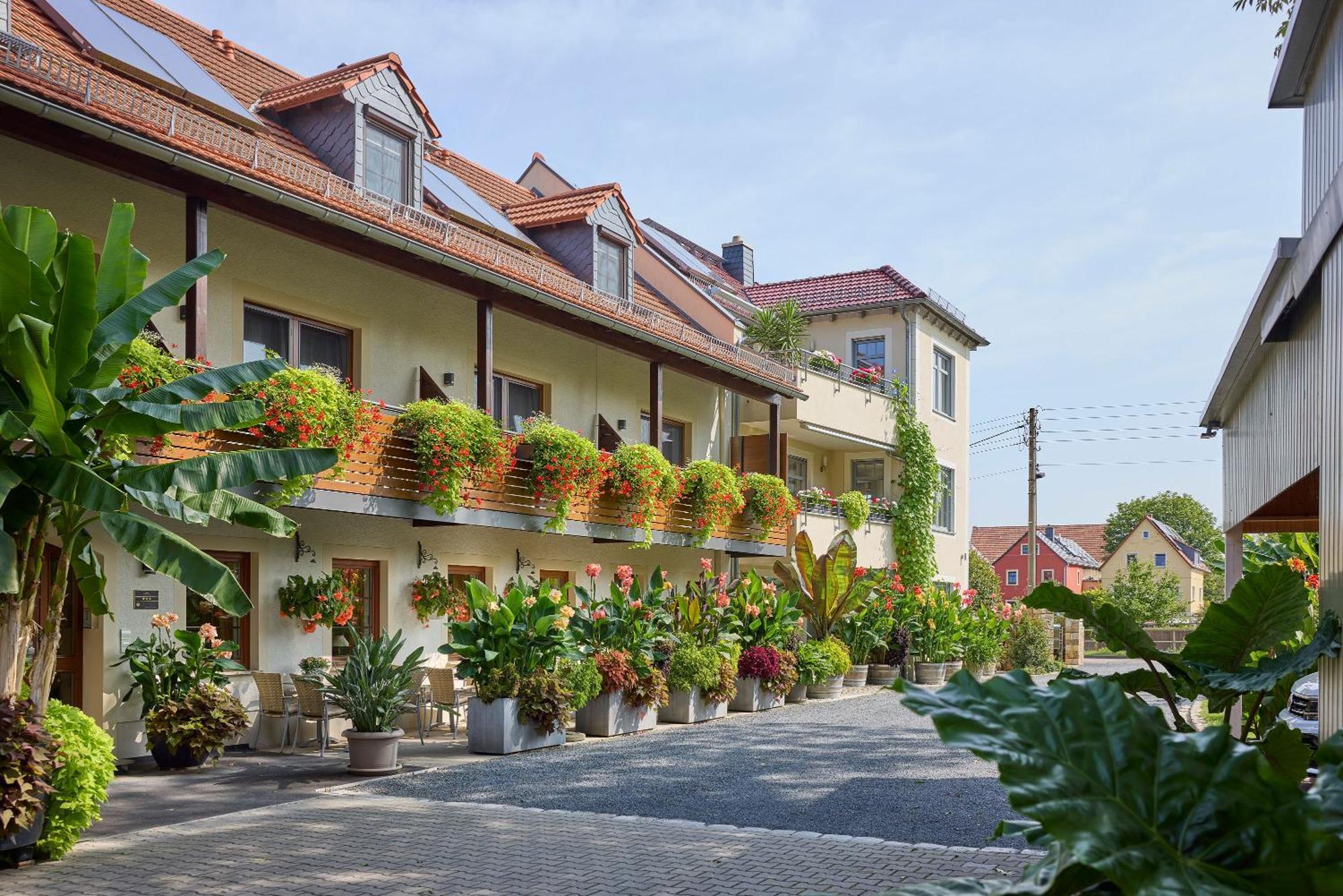 Hotel garni Sonnenhof Reichenberg  Buitenkant foto