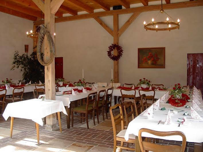 Hotel garni Sonnenhof Reichenberg  Buitenkant foto