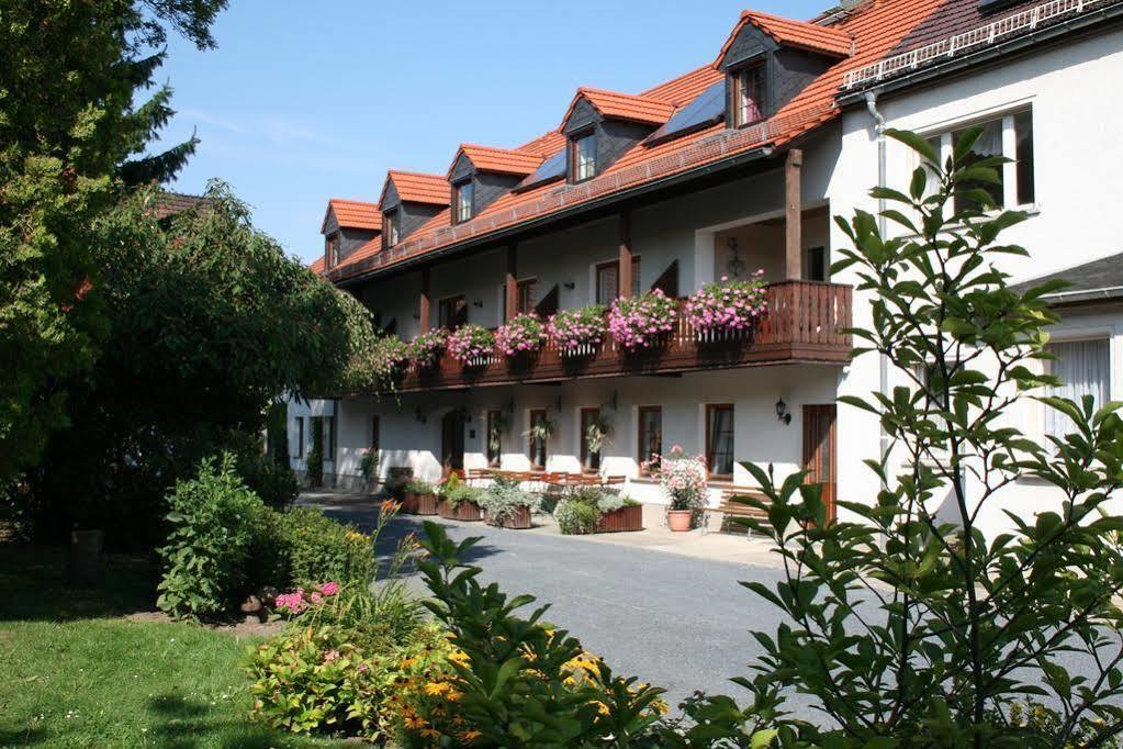 Hotel garni Sonnenhof Reichenberg  Buitenkant foto